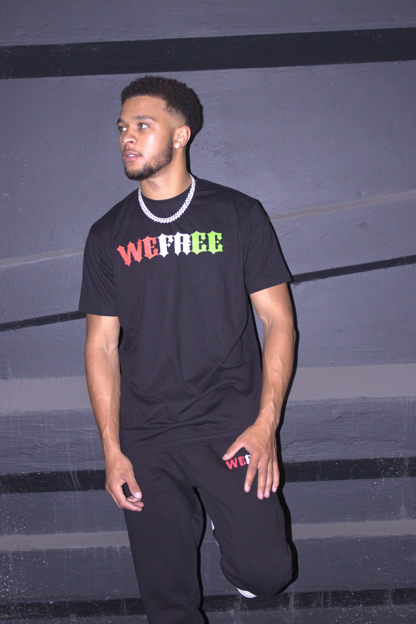Wefree tracksuit